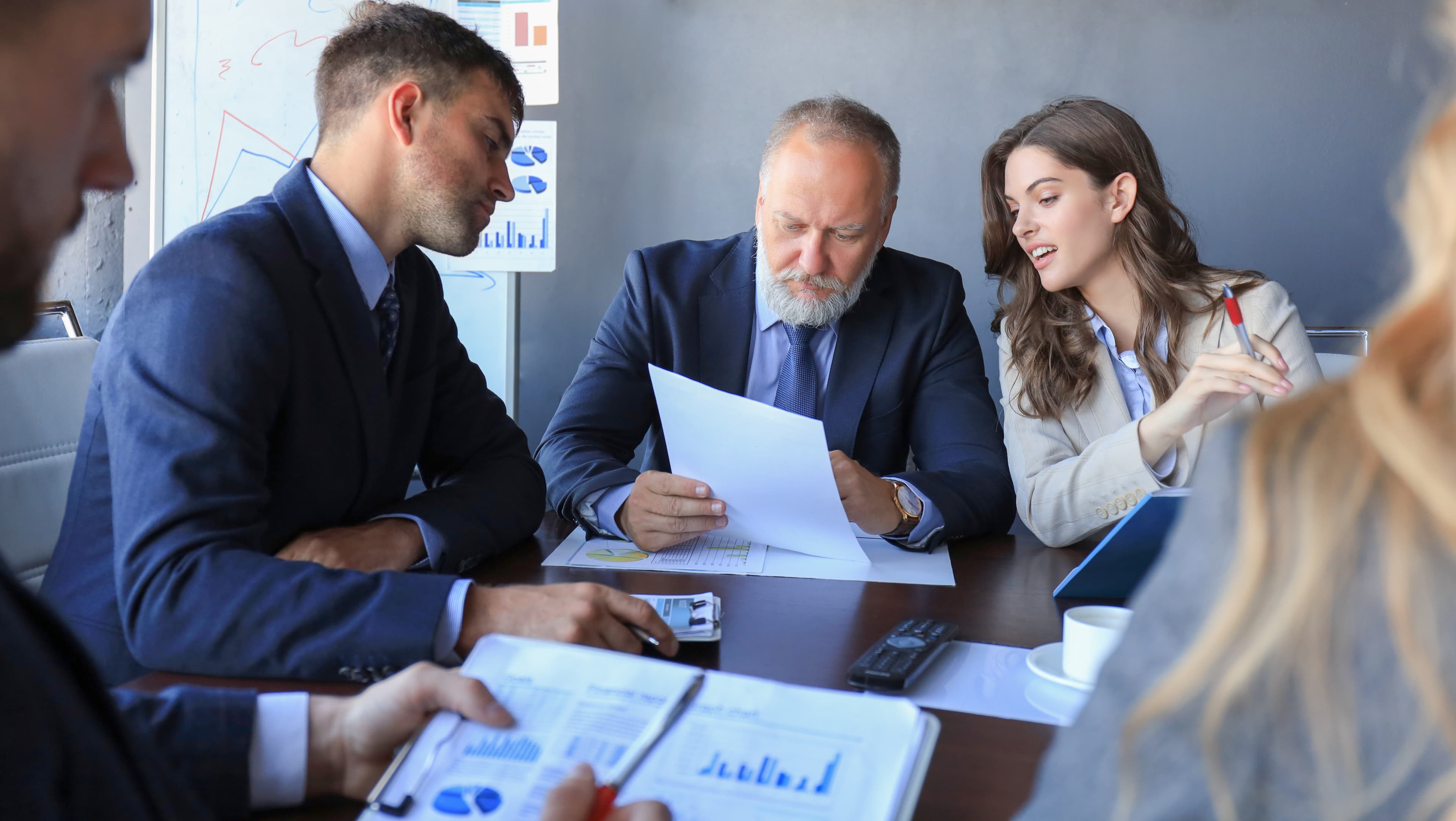 Advisory and Financial Strategy